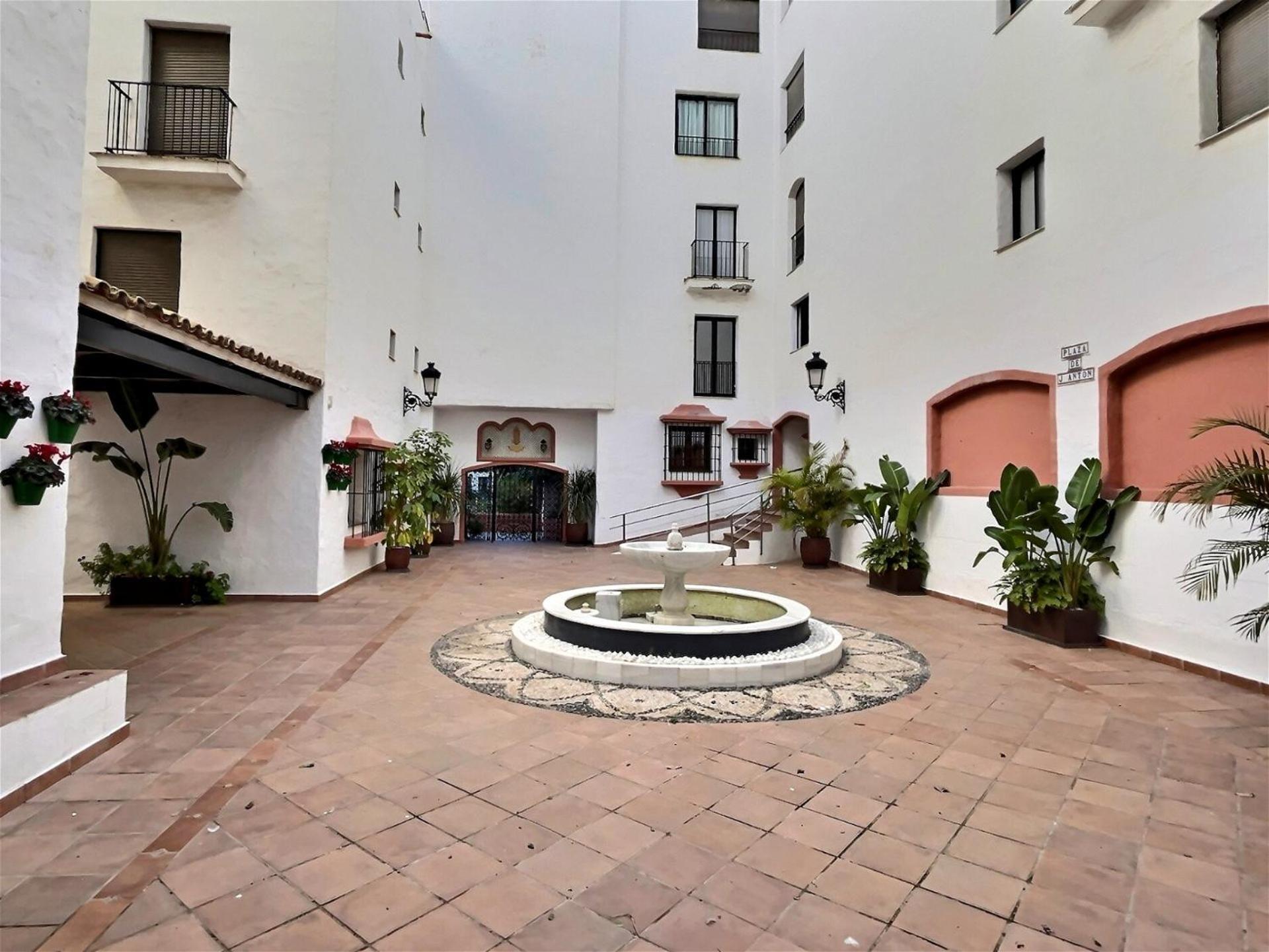 Apartment Harbour Heaven 2 Bed, 2 Bath Steps From Puerto Banus Marina And