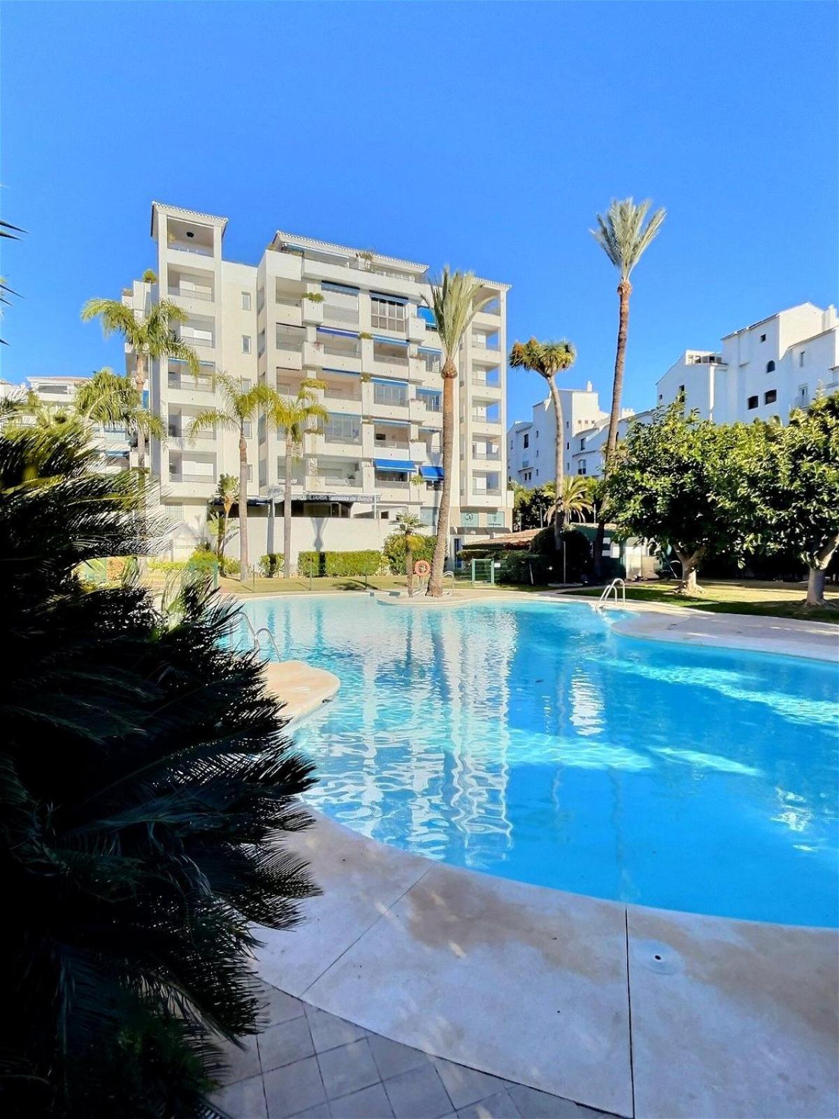 Apartment Harbour Heaven 2 Bed, 2 Bath Steps From Puerto Banus Marina And *