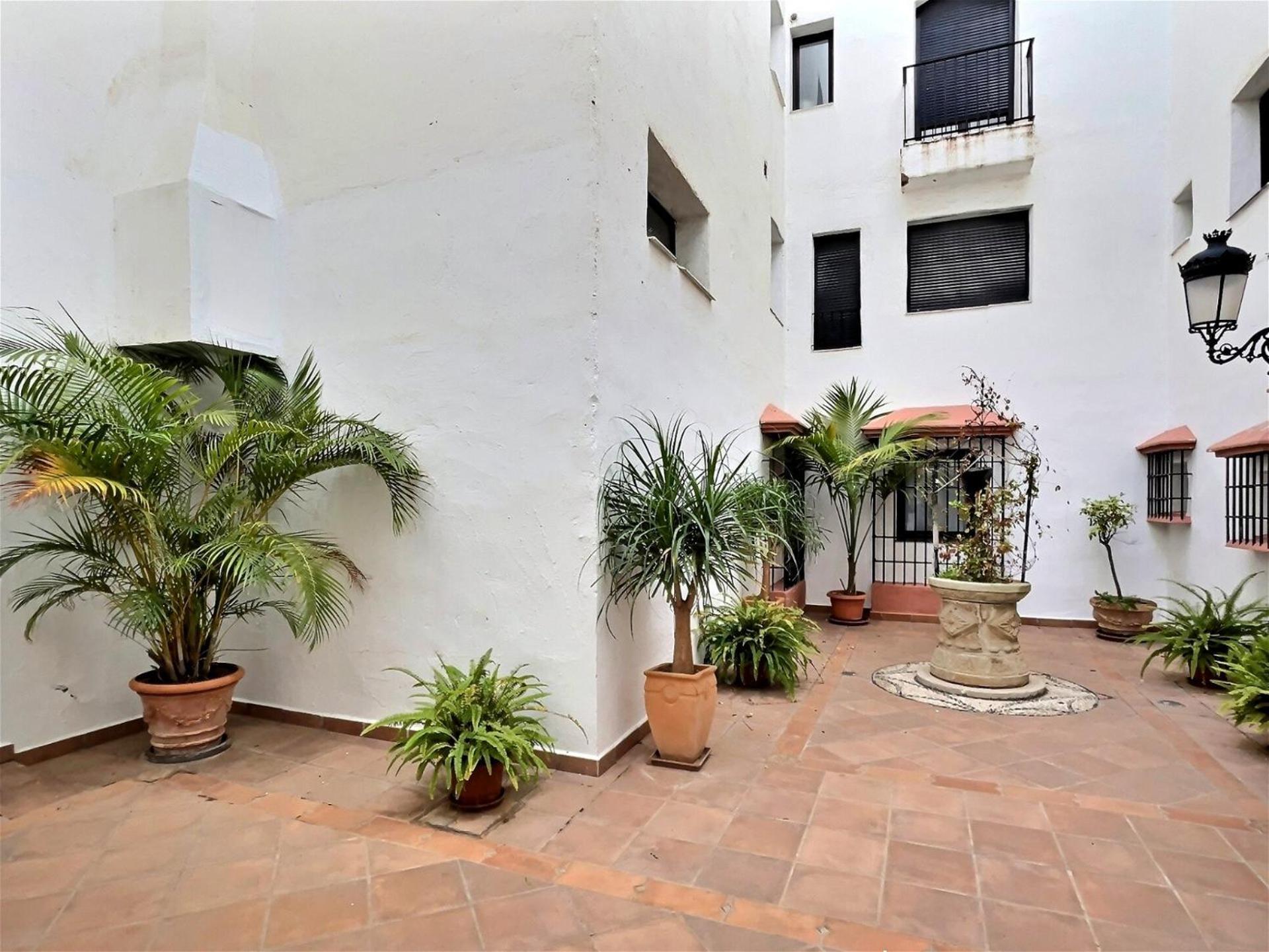 Harbour Heaven 2 Bed, 2 Bath Steps From Puerto Banus Marina And Marbella