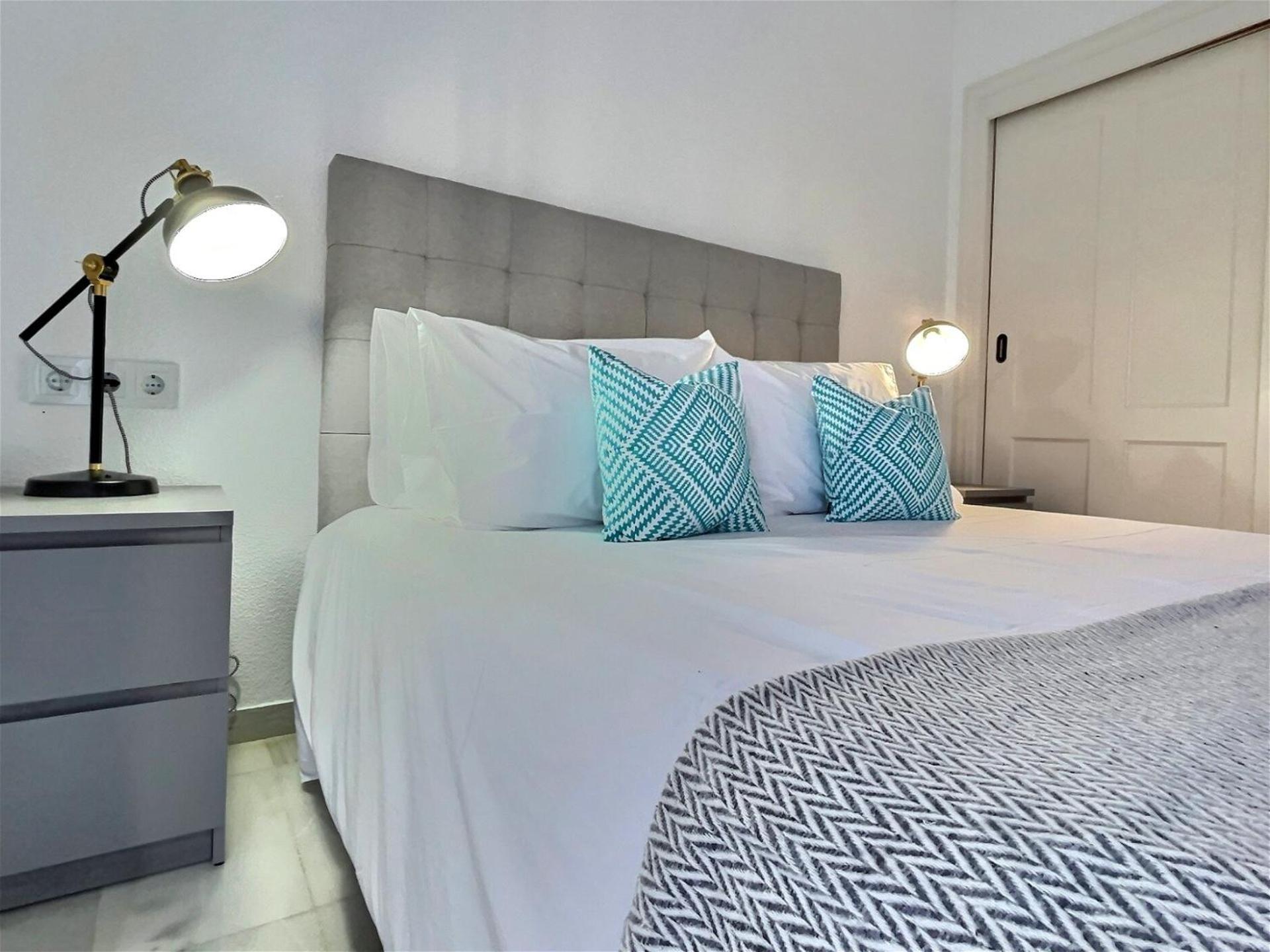 Harbour Heaven 2 Bed, 2 Bath Steps From Puerto Banus Marina And Apartment