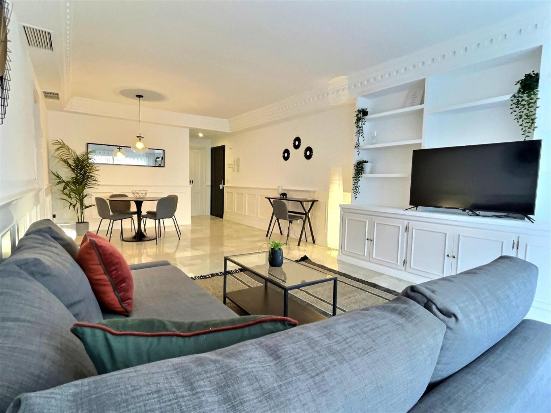 Harbour Heaven 2 Bed, 2 Bath Steps From Puerto Banus Marina And Apartment